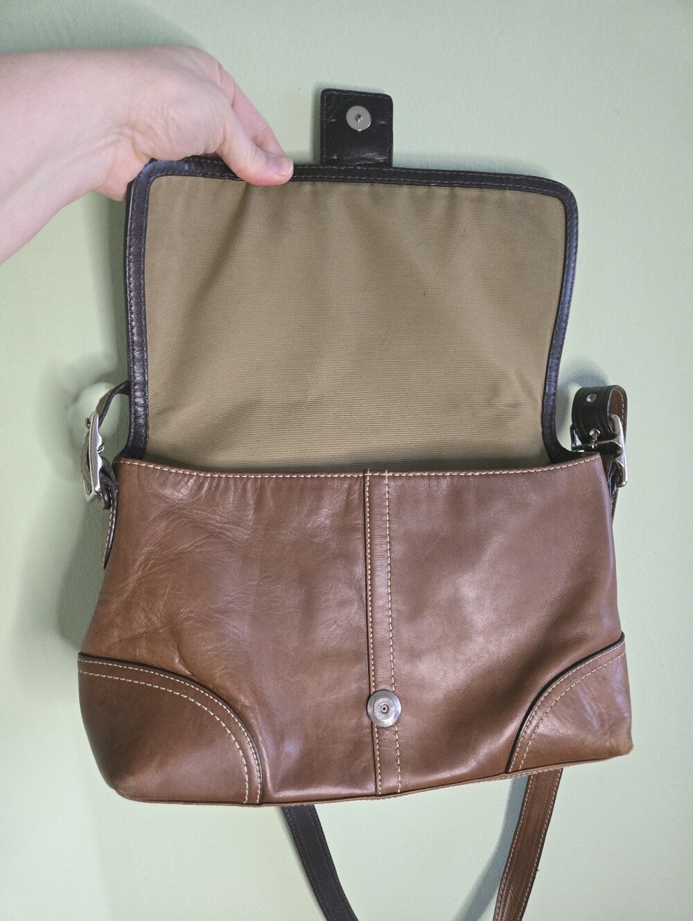 Coach Vintage Hampton Smooth Leather Crossbody Bag F11196 - Picture 10 of 15